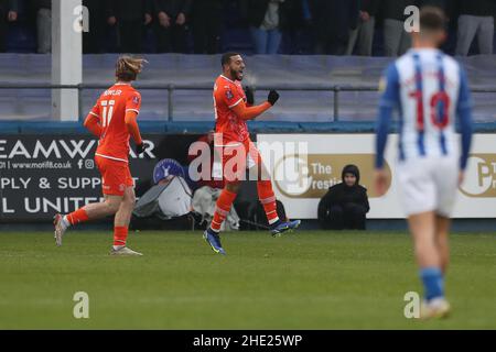 HARTLEPOOL, GROSSBRITANNIEN. JAN 8th Keshi Anderson von Blackpool feiert am Samstag, den 8th. Januar 2022, ihr erstes Tor beim FA Cup-Spiel zwischen Hartlepool United und Blackpool im Victoria Park, Hartlepool. (Kredit: Mark Fletcher | MI News) Kredit: MI Nachrichten & Sport /Alamy Live News Stockfoto