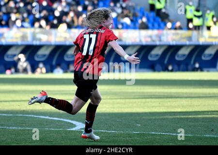 Frosinone, Italien. 08th Januar 2022. Christy Grimshaw vom AC Mailand feiert, nachdem sie beim italienischen Supercup-Finale der Frauen zwischen dem FC Juventus und dem AC Mailand am 8th. Januar 2022 im Benito Stirpe-Stadion in Frosinone (Italien) das Tor von 0-1 erzielt hat. Foto Andrea Staccioli/Insidefoto Kredit: Insidefoto srl/Alamy Live News Stockfoto