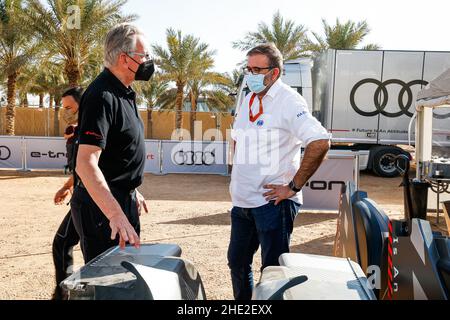 Quandt Sven, Director of Q Motorsport, ROUSSEL Jerome, FIA, Portrait während des Ruhetag der Rallye Dakar 2022 am 8th 2022. Januar in Riad, Saudi-Arabien - Foto: Frederic Le Floc H/DPPI/LiveMedia Stockfoto