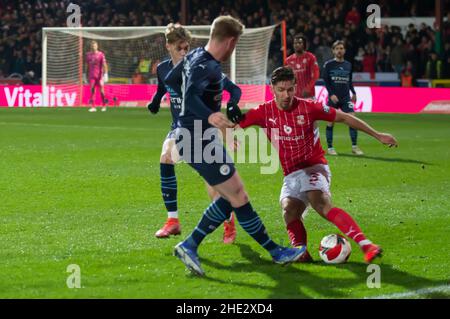 Swindon, Großbritannien. 07th Januar 2022. Swindon, England, 7th. Januar: Action während der FA Cup 3rd-Runde. Swindon Town V Manchester City auf dem Heimstadion des Swindon Town FC. Terry Scott/SPP Quelle: SPP Sport Press Photo. /Alamy Live News Stockfoto