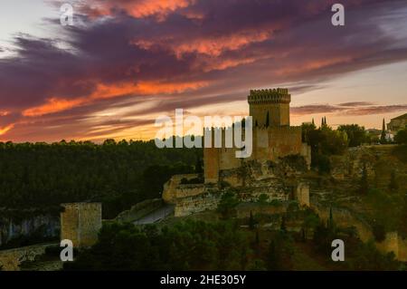 Arabisches und christliches Schloss von Alarcon in Cuenca Stockfoto