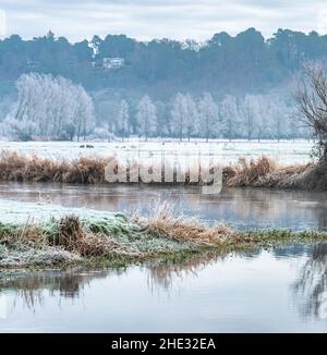 Hoar Frost River Avon Hampshire Stockfoto