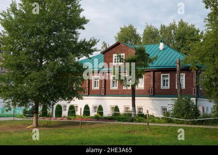 Alexandrow, Russland - 10. AUGUST 2021. Haus der Oberin. Museumsreservat „Aleksandrowskaja Sloboda“. Alexandrow, Region Wladimir Stockfoto