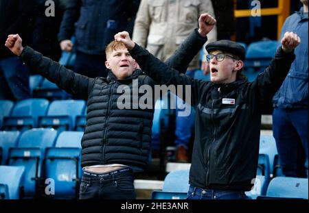 London, Großbritannien. 08th Januar 2022. LONDON, Großbritannien, 08. Januar: Millwall-Fans während des FA Cup Dritte Runde zwischen Millwall und Crystal Palace am 08th. Januar 2022 im Den Stadium, London Credit: Action Foto Sport/Alamy Live News Stockfoto