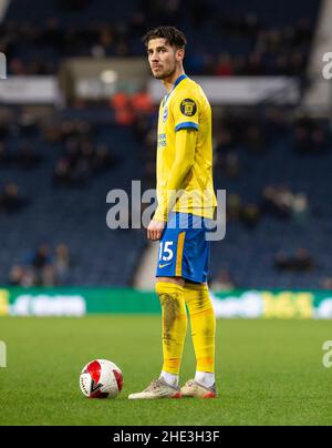 West Bromwich, West Midlands, Großbritannien. 8th. Januar 2022: The Hawthorns, West Bromwich, West Midlands, England; EFL FA Cup 3rd Round Football, West Bromwich Albion gegen Brighton &amp; Hove Albion; Jakub Moder of Brighton und Hove Albion Credit: Action Plus Sports Images/Alamy Live News Stockfoto