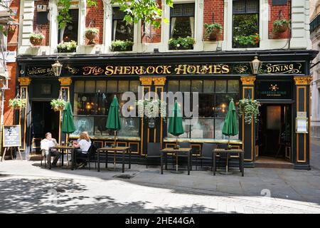 Sherlock Holmes Restaurant in Northumberland Avenue, London, England. Stockfoto