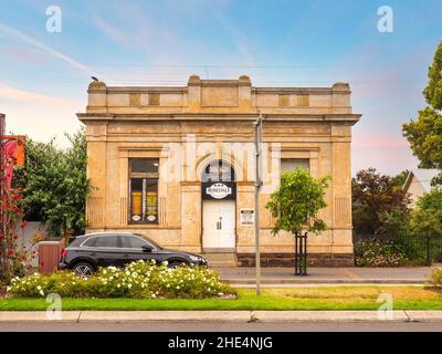 Tarra Valley Gebäude in Rosedale, einer regionalen Stadt östlich von Melbourne. Rosedale, Gippsland, Victoria, Australien Stockfoto