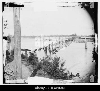 Brückenruinen auf der Richmond & York River Railroad in Virginia zerstörten den 17. Mai 1862, um die Eisenbahn für die Konföderierten nutzlos zu machen. Stockfoto