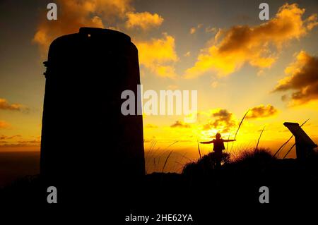 Cerro gordo Wachturm in Almunecar, Granada. Stockfoto