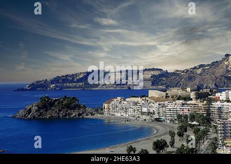 Küstenstadt und antike Stadt Almunecar, Granada. Stockfoto