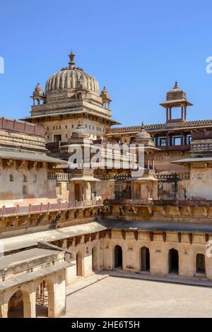 Jehangir Mahal Palace, Orchha Fort, Orchha (oder Urchha), Tikamgarh Bezirk, Madhya Pradesh, Indien, Südasien Stockfoto