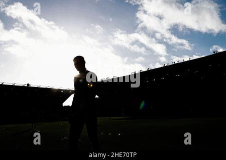 WOLVERHAMPTON, GROSSBRITANNIEN. JAN 9th Sheffield United Torwart Robin Olsen, aufgenommen während des Aufwärmpuls vor dem Start des FA Cup Spiels zwischen Wolverhampton Wanderers und Sheffield United am Sonntag, 9th. Januar 2022 in Molineux, Wolverhampton. (Kredit: Kieran Riley | MI Nachrichten) Kredit: MI Nachrichten & Sport /Alamy Live Nachrichten Stockfoto