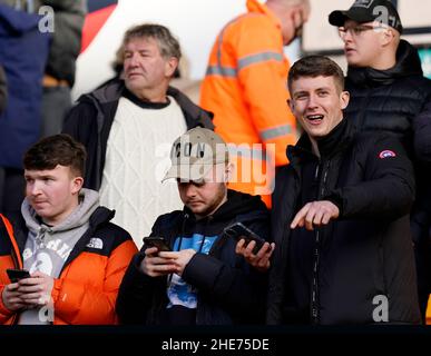 Wolverhampton, Großbritannien. 9th Januar 2022. Fans von Sheffield Utd beim Emirates FA Cup-Spiel in Molineux, Wolverhampton. Bildnachweis sollte lauten: Andrew Yates/Sportimage Kredit: Sportimage/Alamy Live News Stockfoto