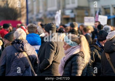 Demonstration von Corona-Leugnern und Impfgegnern im Stadtzentrum von Magdeburg. Stockfoto