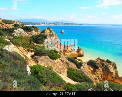 Praia do Camilo mit wunderschönen Dünen in Lagos an der portugiesischen Algarve Stockfoto