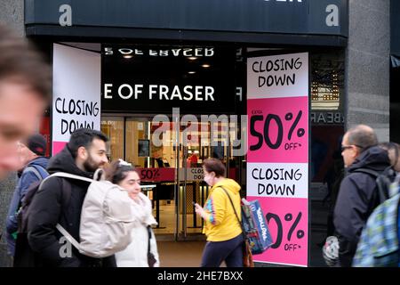 Oxford Street, London, Großbritannien. 9th. Januar 2022. Der Flagship-Store von House of Fraser in der Oxford Street schließt in zwei Tagen. Kredit: Matthew Chattle/Alamy Live Nachrichten Stockfoto