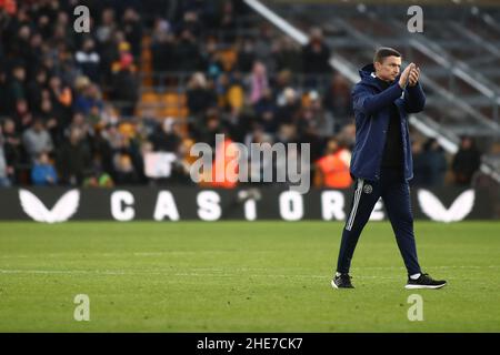 WOLVERHAMPTON, GROSSBRITANNIEN. JAN 9th Paul Heckingbottom, Manager von Sheffield United, applaudiert den Fans während des FA Cup-Spiels zwischen Wolverhampton Wanderers und Sheffield United am Sonntag, den 9th. Januar 2022 in Molineux, Wolverhampton, zu Vollzeit. (Kredit: Kieran Riley | MI Nachrichten) Kredit: MI Nachrichten & Sport /Alamy Live Nachrichten Stockfoto