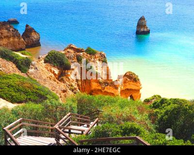 Praia do Camilo mit wunderschönen Dünen in Lagos an der portugiesischen Algarve Stockfoto