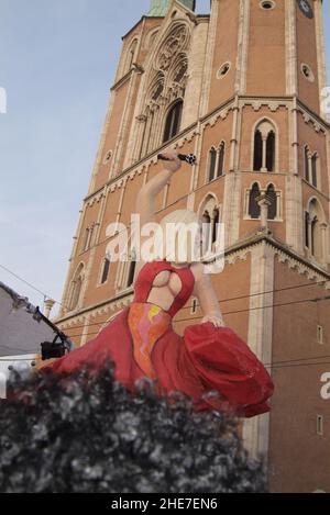 Karnevalsumzug in Braunschweig am 18. Februar 2007, hier an der St. Katharinenkirche, Hagenmarkt; Veranstalter: Komitee Braunschweiger Karneval GmbH, Stockfoto