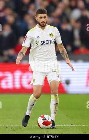 London, Großbritannien. 9th. Januar 2022: London Stadium, London, England; FA Cup 3rd Runde Fußball West Ham gegen Leeds; Mateusz Klich von Leeds United Credit: Action Plus Sports Images/Alamy Live News Stockfoto