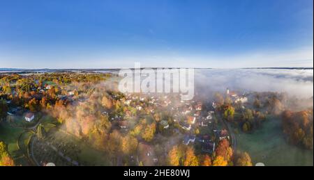 Bernried am Starnberger See im Nebel, Bayern, Deutschland Stockfoto