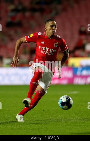 Lissabon, Portugal. 9th Januar 2022. Gilberto von SL Benfica in Aktion beim Fußballspiel der Portugiesischen Liga zwischen SL Benfica und FC Pacos Ferreira am 9. Januar 2022 im Luz-Stadion in Lissabon, Portugal. (Bild: © Pedro Fiuza/ZUMA Press Wire) Stockfoto