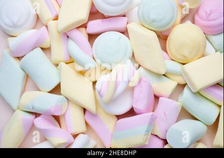 Viele Pastellfarben-Marshallows Als Hintergrundfoto Mit Kopierbereich Stockfoto