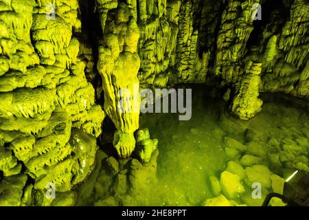 Alte minoische heilige Psychrohöhle, in der der gott Zeus geboren wurde. kreta, Griechenland Stockfoto