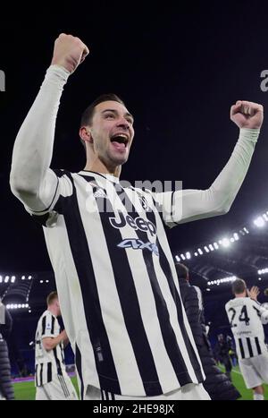 Rom, Italien. 9th Januar 2022. Mattia De Sciglio von Juventus feiert sein Tor bei einem Fußballspiel der Serie A zwischen Roma und Juventus in Rom, Italien, am 9. Januar 2022. Quelle: Augusto Casasoli/Xinhua/Alamy Live News Stockfoto