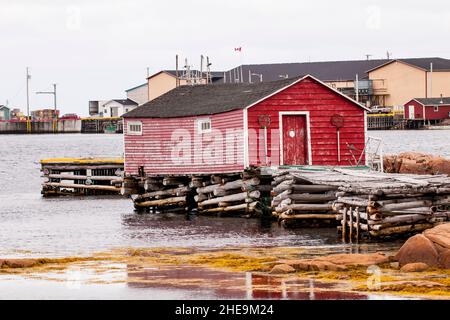 Bootshaus in Joe Batts Arm, Fogo Island, Neufundland, Kanada. Stockfoto