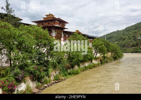 Punakha Dzong am Zusammenfluss von Pho Chhu (Vater Fluss) und Mo Chhu (Mutter Fluss) Flüsse, Punakha, Bhutan Stockfoto