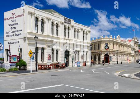 Der Woolstore und die Criterion Hotelgebäude im historischen viktorianischen Viertel von Oamaru Stockfoto