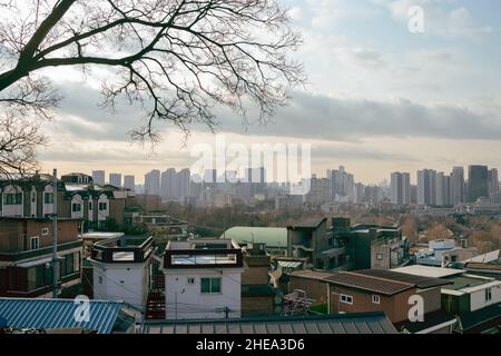 Itaewon Straße Panoramablick in Seoul, Korea Stockfoto
