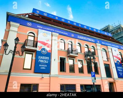 Plakate und Dekorationen zum Aufbau der Partei „Dreamers“ zu den Parlamentswahlen in Georgien.7th. oktober 2020. Tiflis.georgien. Stockfoto