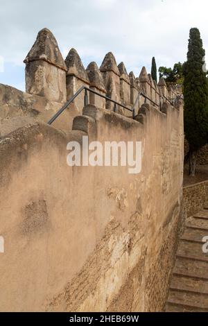 Verteidigungswälle Burgmauern von Castillo de Gibralfaro, Malaga, Andalusien, Spanien Stockfoto