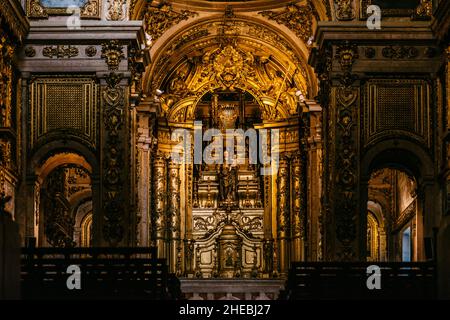 Madre de deus Kirche Innenraum des Museu Nacional do Azulejo, Portugiesisches Fliesenmuseum in Portugal Stockfoto