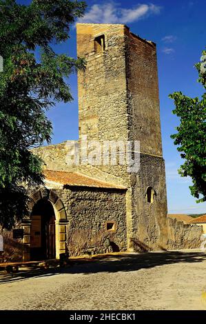 Straße der mittelalterlichen Stadt Pedraza in Segovia. Stockfoto