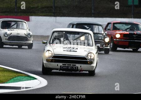 Ollie Streek, Mel Streek, Ford Lotus Cortina, Touring Car Racing vom 1960s, ein 45-minütiges Rennen für ein oder zwei Fahrer mit einem obligatorischen Boxenstopp, T Stockfoto