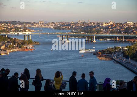 Istanbul, Türkei - 04-30-2016: Istanbul Blick vom Pierre Loti Hügel Stockfoto