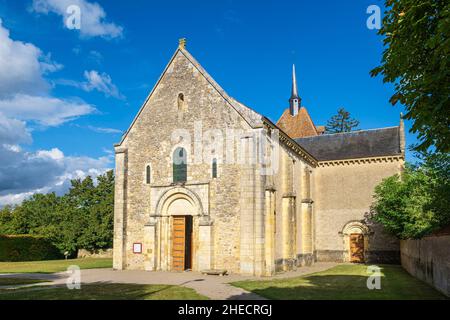 Frankreich, Nievre, Saint-Parize-le-Chatel, Bühne auf der Via Lemovicensis oder Vezelay, einer der Hauptwege nach Santiago de Compostela, Kirche Saint-Patrice aus dem 12th. Jahrhundert Stockfoto