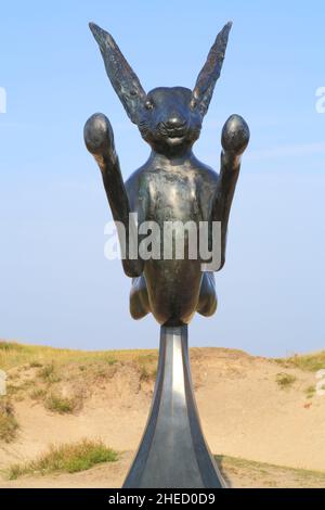 Belgien, Westflandern, Knokke Heist, Zwin Naturschutzgebiet, Bronzeskulptur des englischen Künstlers Barry Flanagan mit dem Titel Hospitality Stockfoto