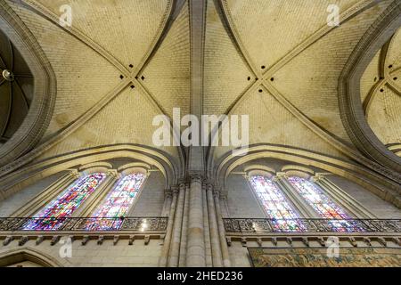 Frankreich, Maine et Loire, Loire-Tal, das von der UNESCO zum Weltkulturerbe erklärt wurde, Angers, Kathedrale Saint Maurice im gotischen Stil von Plantagenet, die Decke des Kirchenschiffs Stockfoto