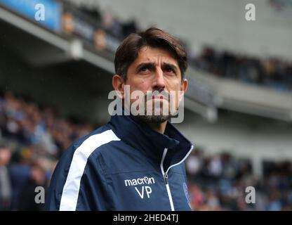 Datei-Foto vom 21-08-2021 von Reading-Manager Veljko Paunovic, der für den Meisterschaftskampf am Dienstag mit Fulham auf eine Reihe von Spielern verzichten wird. Ausgabedatum: Montag, 10. Januar 2022. Stockfoto