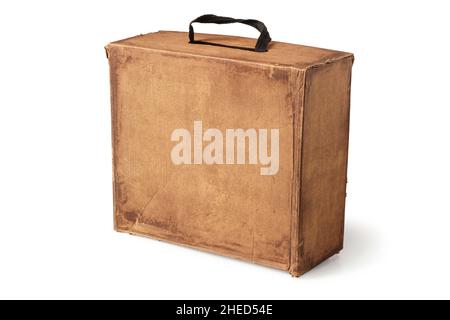 Alte Pappschachtel isoliert auf weißem Hintergrund Stockfoto