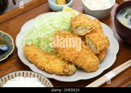 Kaki (frittierte panierte Austern), japanische Küche Stockfoto