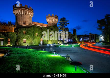 Das Schloss Peralada befindet sich in Peralada Katalonien Spanien. Es wurde ursprünglich in IX gebaut. Schloss Castell de Peralada. Sitz der mittelalterlichen Dynastie von Stockfoto