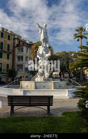 Santa Margherita Ligure - Italien: Die Statue von Christoph Kolumbus Stockfoto