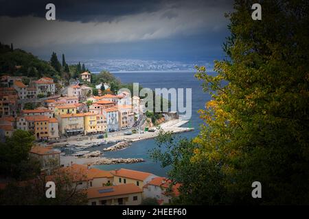 Mošćenička Draga, eine kleine Oase an der Küste istriens Stockfoto