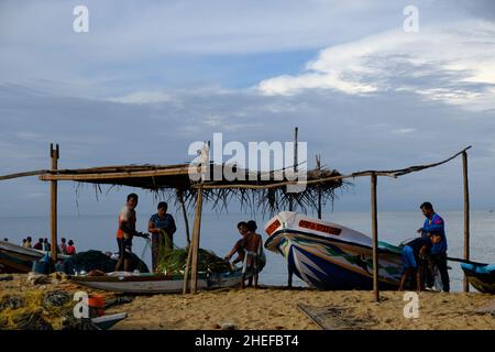 Sri Lanka Chilaw Karukupane - Karukupane Beach Angelhafen Stockfoto