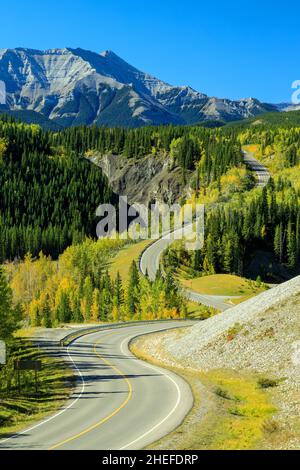 Sheep River Provincial Park ist ein Provinzpark in Alberta, Kanada, 23 Kilometer westlich von Turner Valley am Highway 546. Es ist Teil des Kan Stockfoto